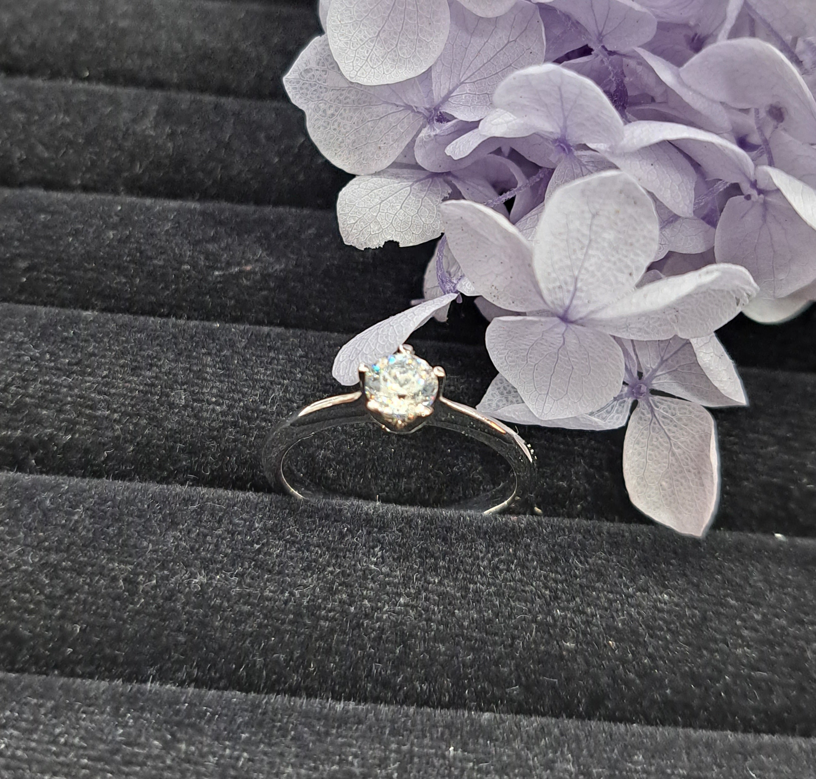 0.50 carats Diamond Simulants Engagement Ring