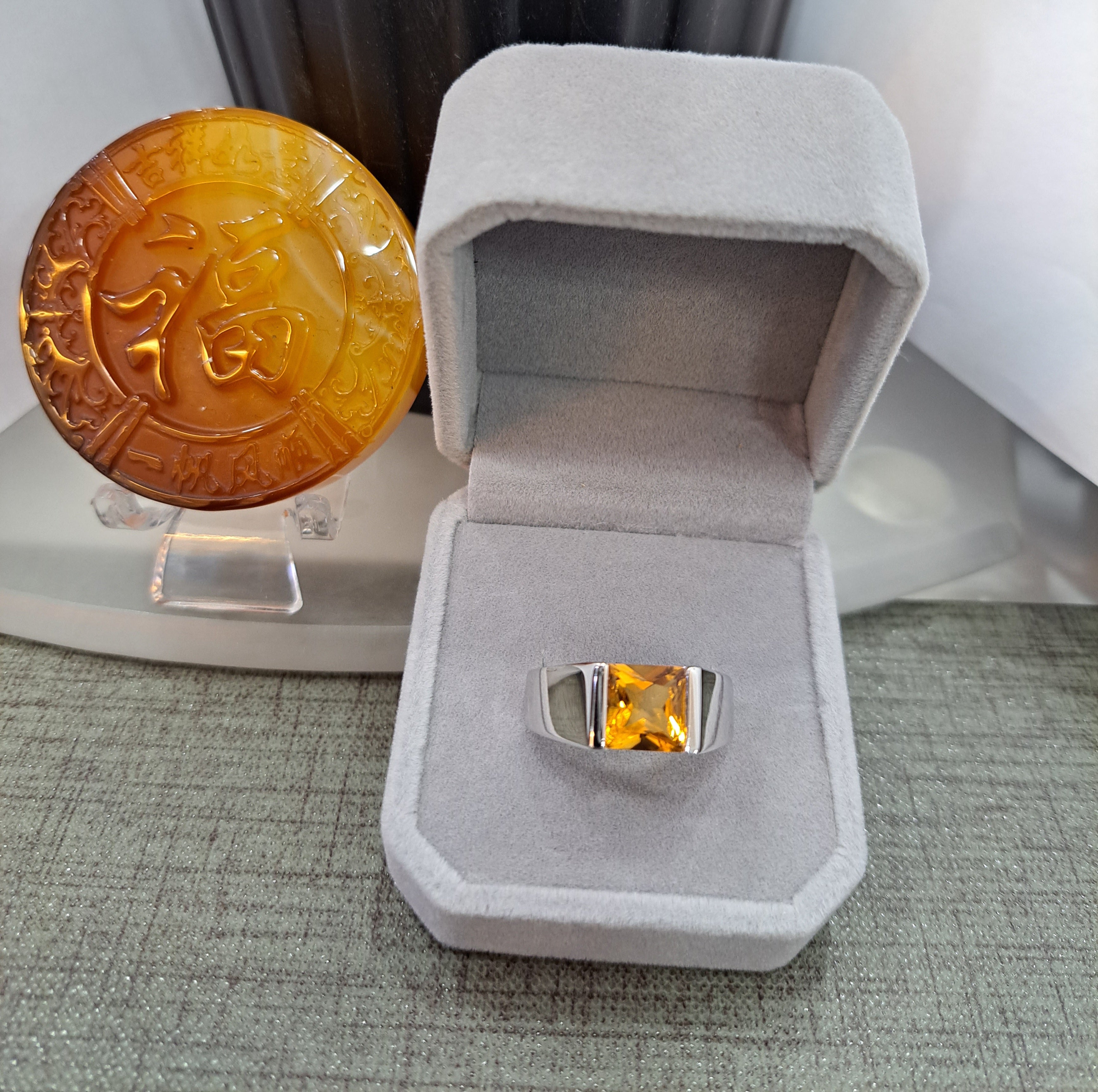 Classic Citrine Ring