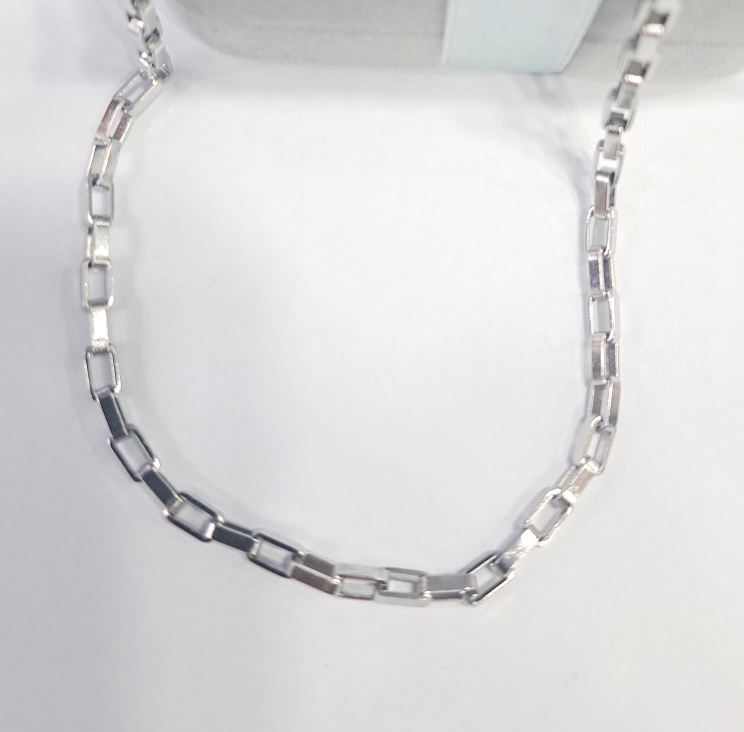 Rectangular Link Chain