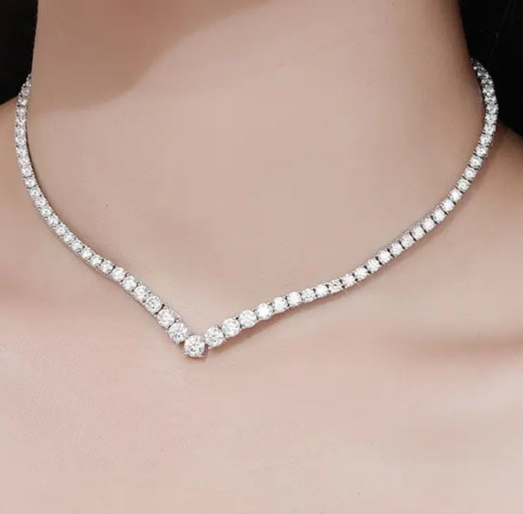 Glamorous Simulated Diamond Tennis Necklace