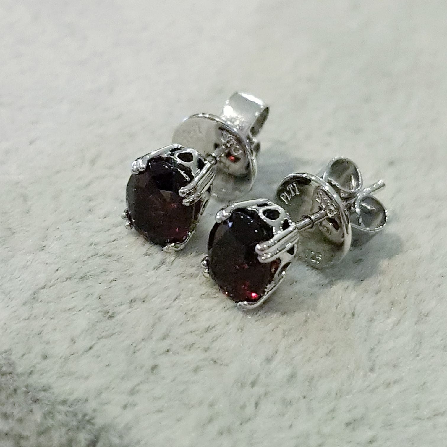 Oval Garnet Studs