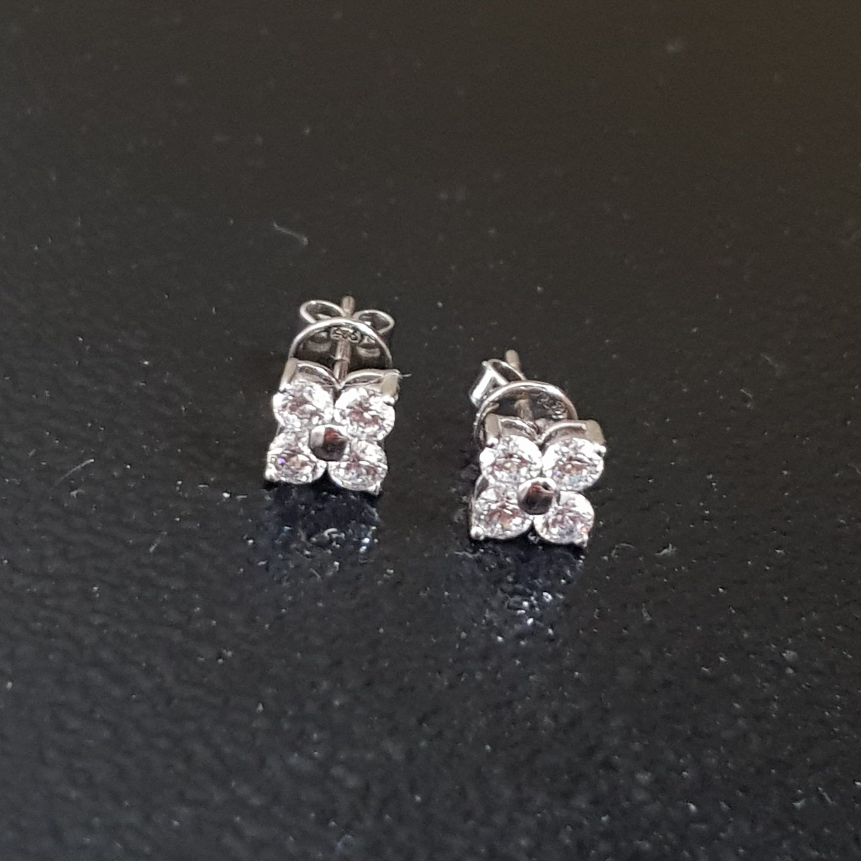Scintilli Floral Earring