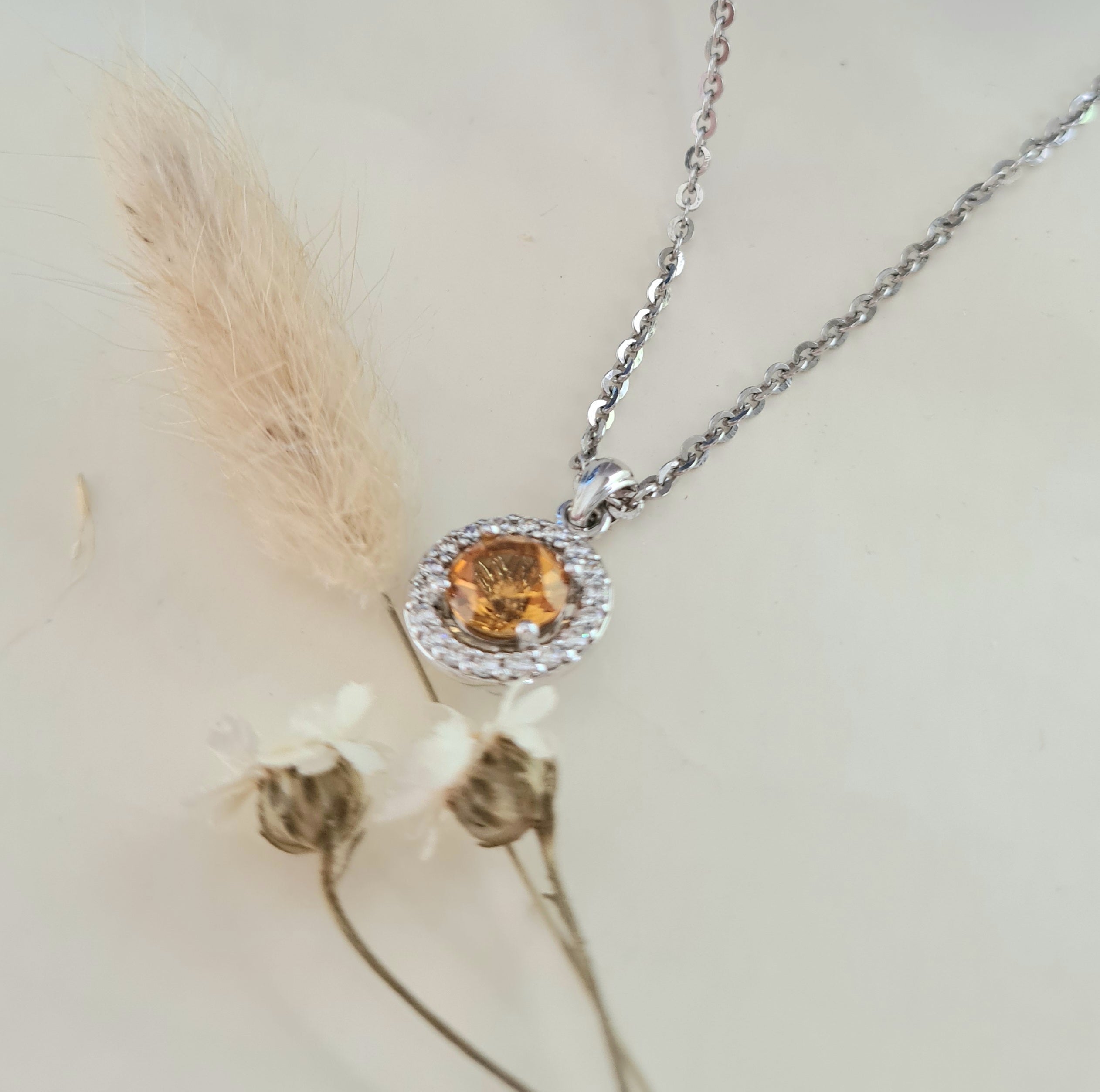 Flower Elegant Halo Citrine Pendant