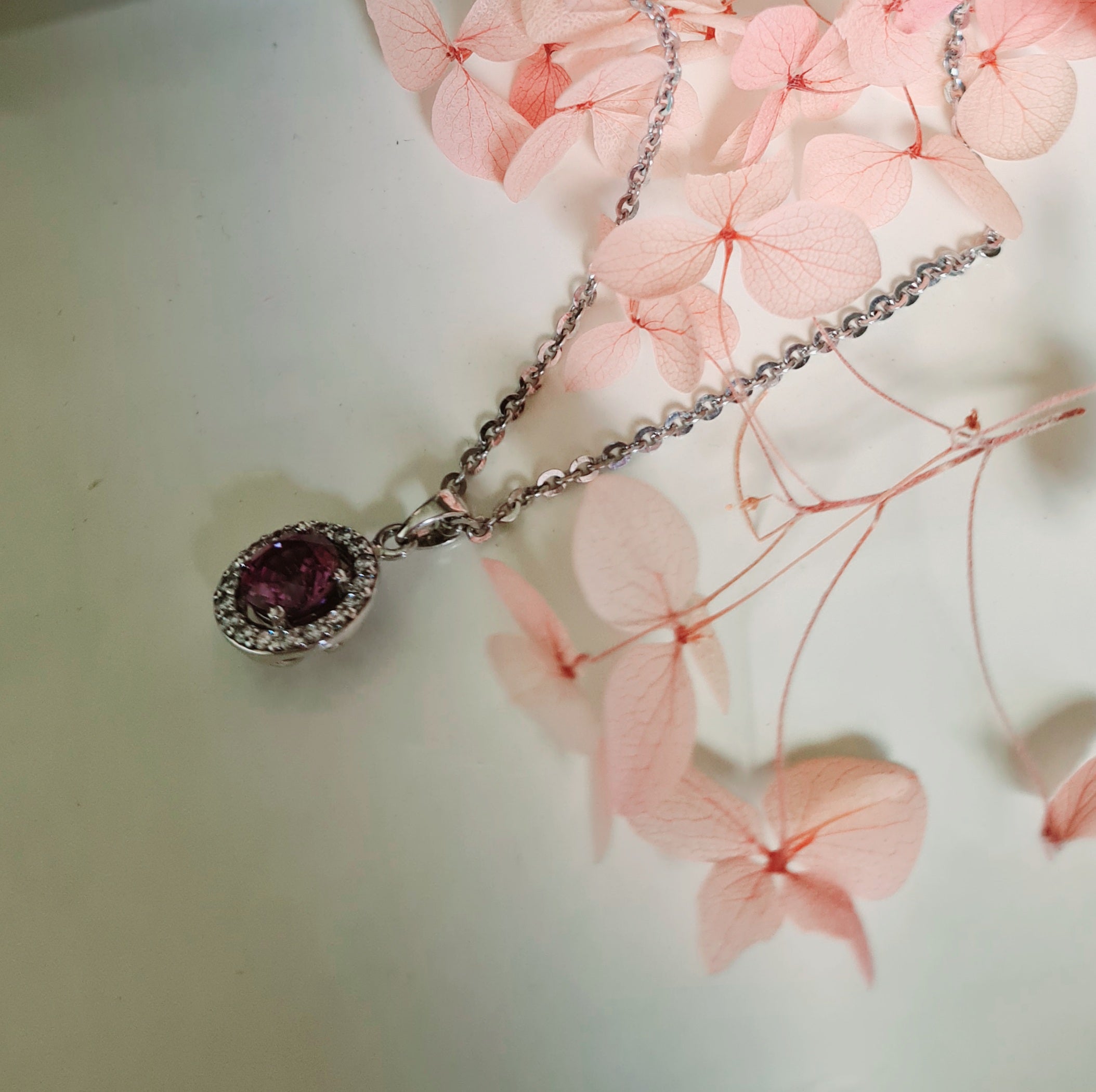 Flower Elegant Halo Alexandrite Pendant