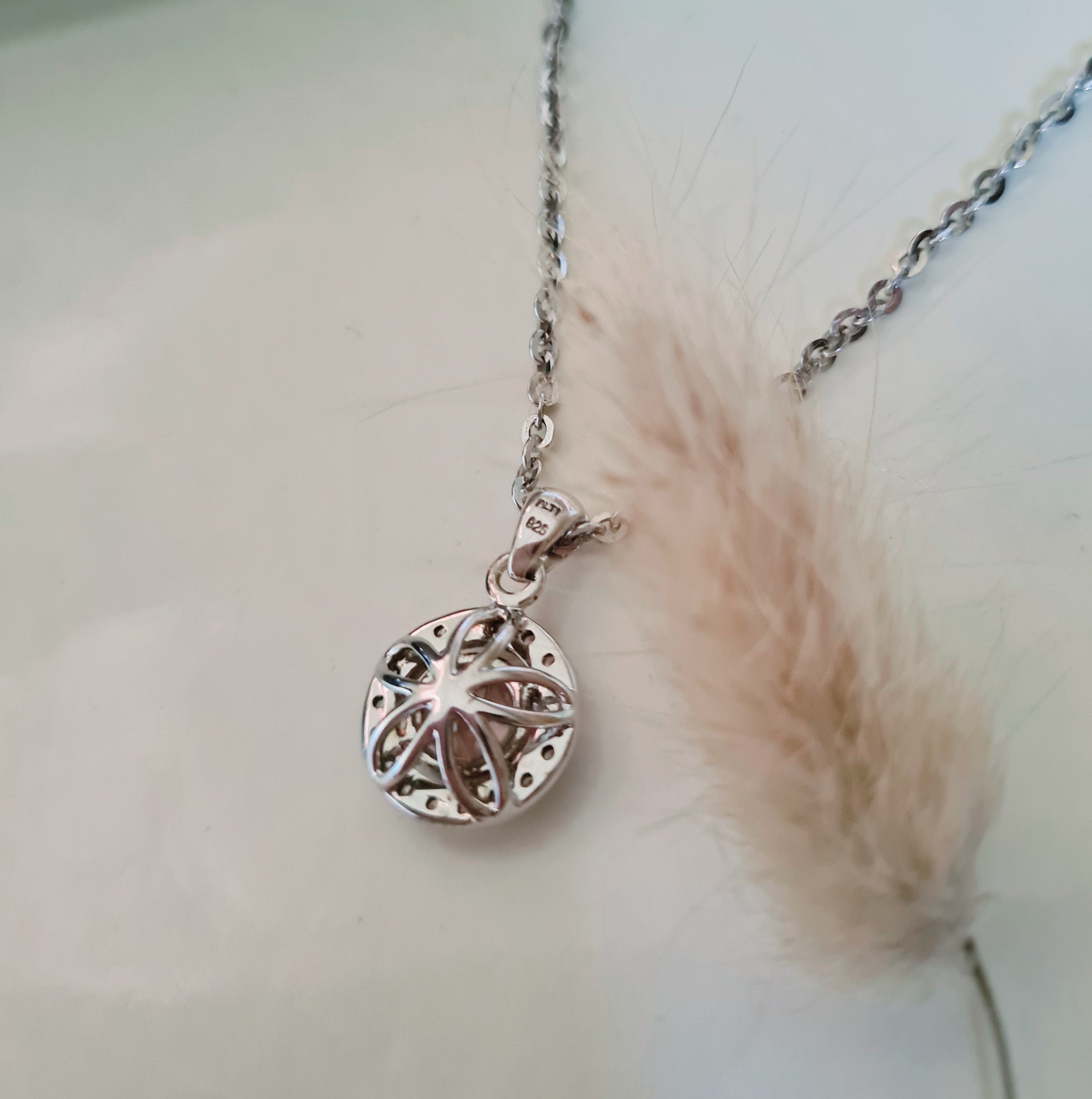 Flower Elegant Halo Morganite Pendant