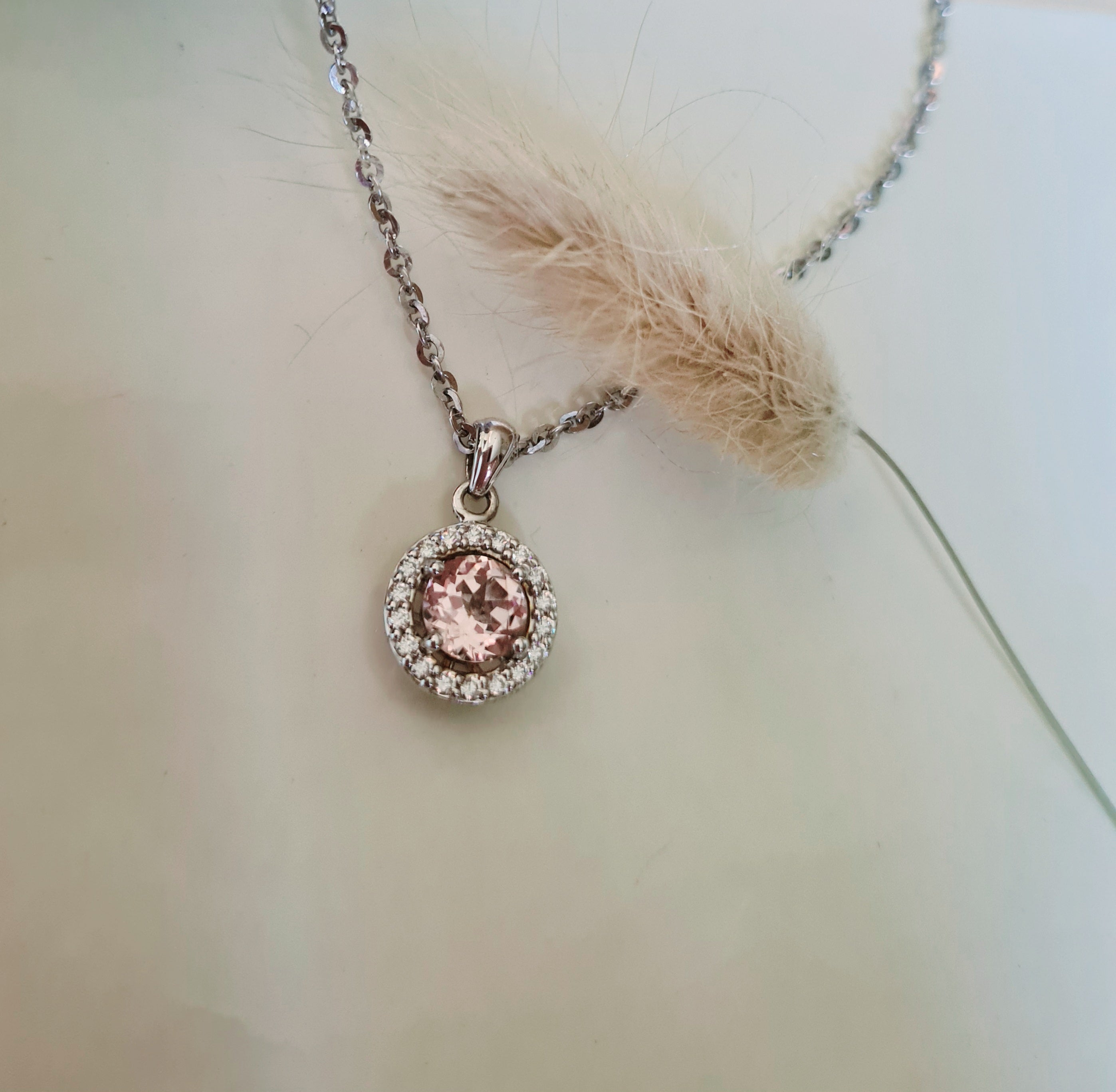 Flower Elegant Halo Morganite Pendant