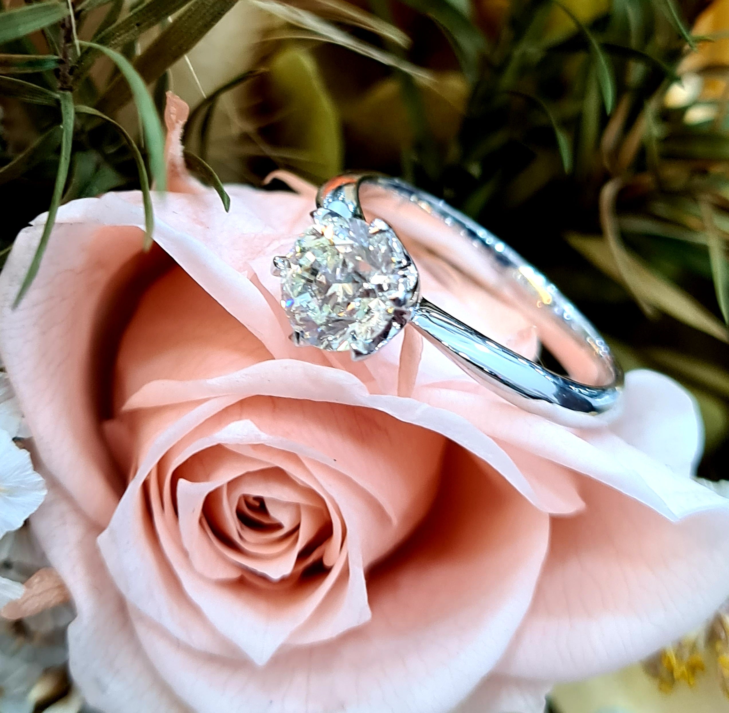 750 White Gold 1.00 ct Diamond Engagement Ring