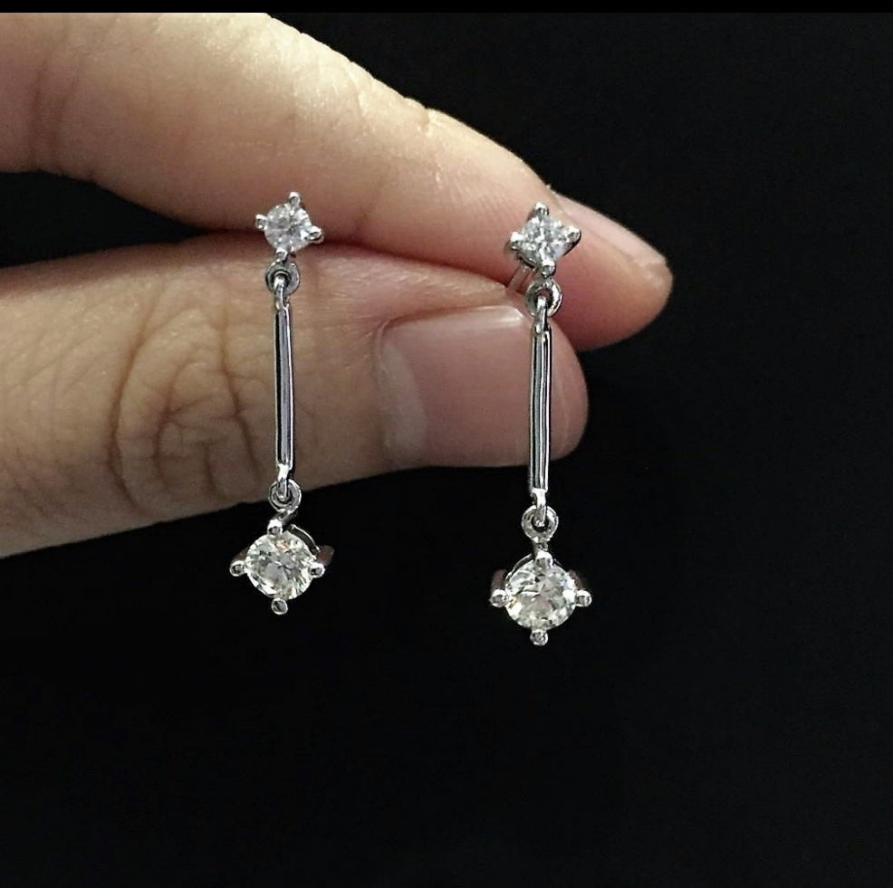 Dangling Scintilli Earrings